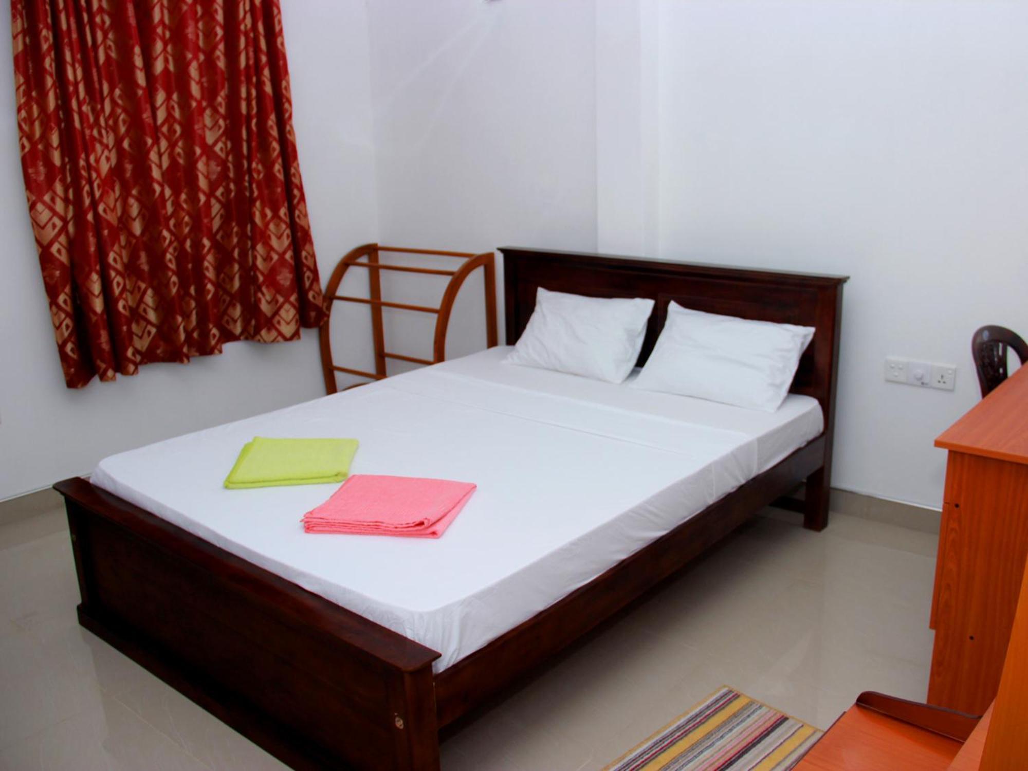 Heaven Star Rest Bed and Breakfast Mirissa Buitenkant foto