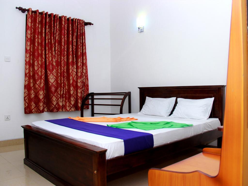 Heaven Star Rest Bed and Breakfast Mirissa Kamer foto